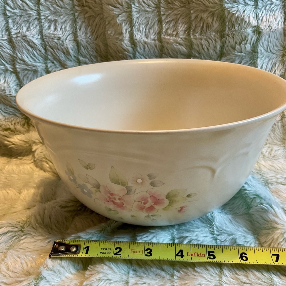 Pfaltzgraff Cream Large mixing Bowl